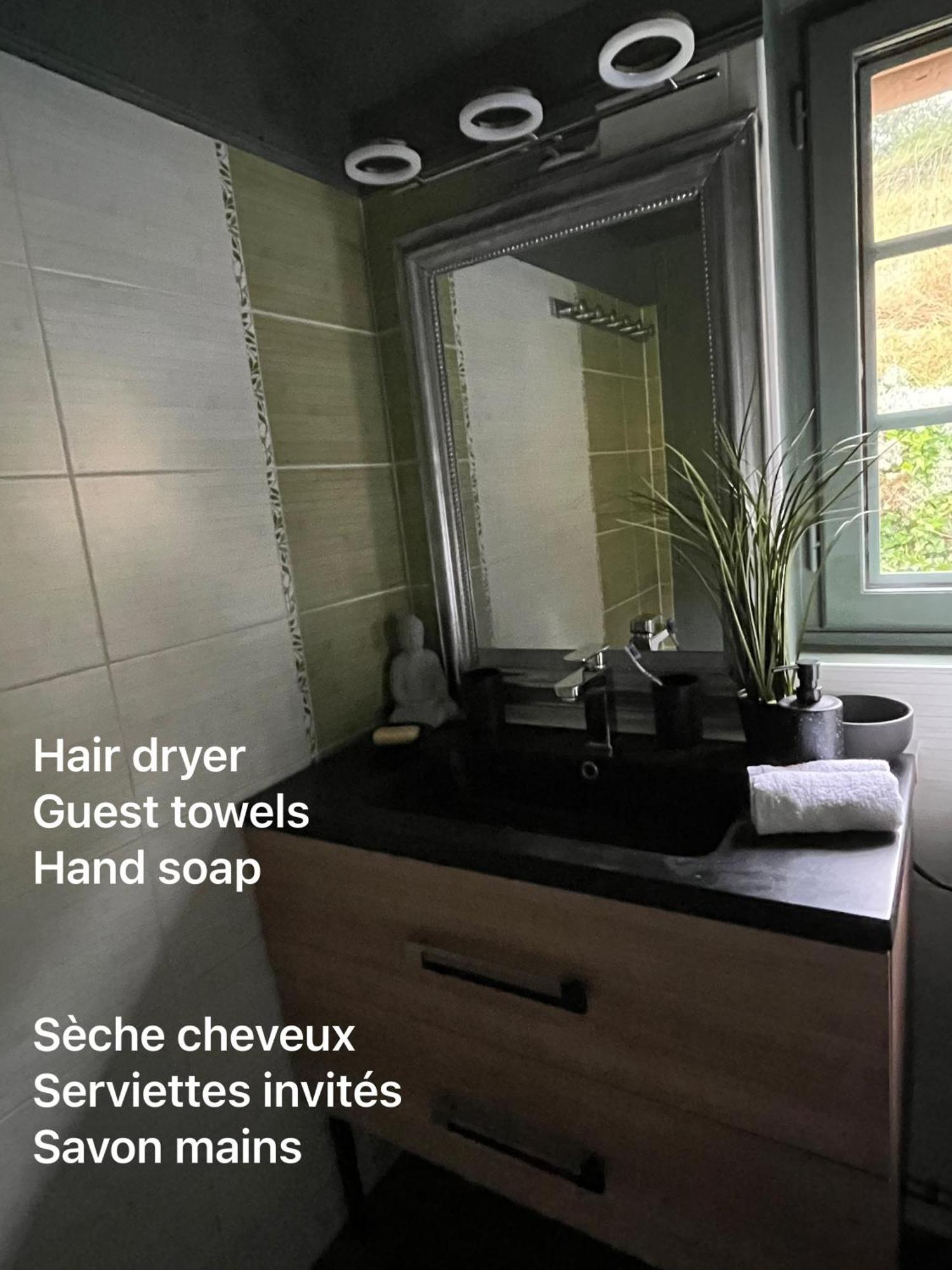 Cottage Entier 4 Pers - Cosy Atmosphere En Bord De Mer - 60 M2 Saint-Léonard Eksteriør billede